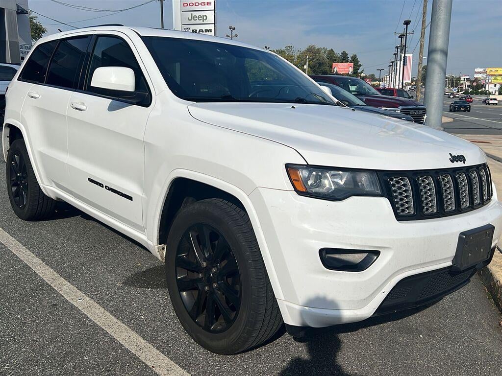 2017 Jeep Grand Cherokee Altitude