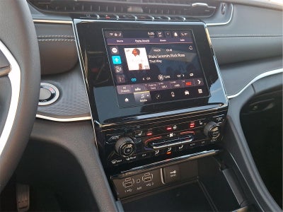 2026 Jeep Grand Cherokee Laredo X