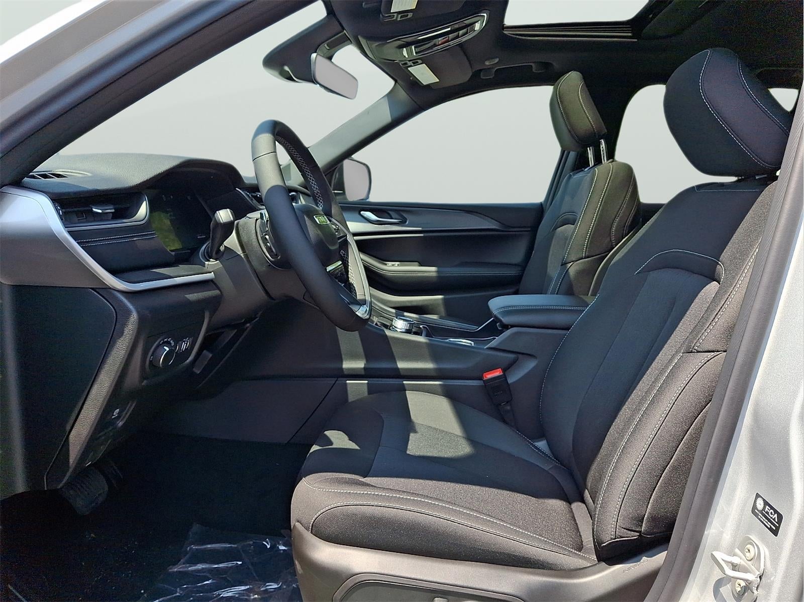 2026 Jeep Grand Cherokee Laredo X