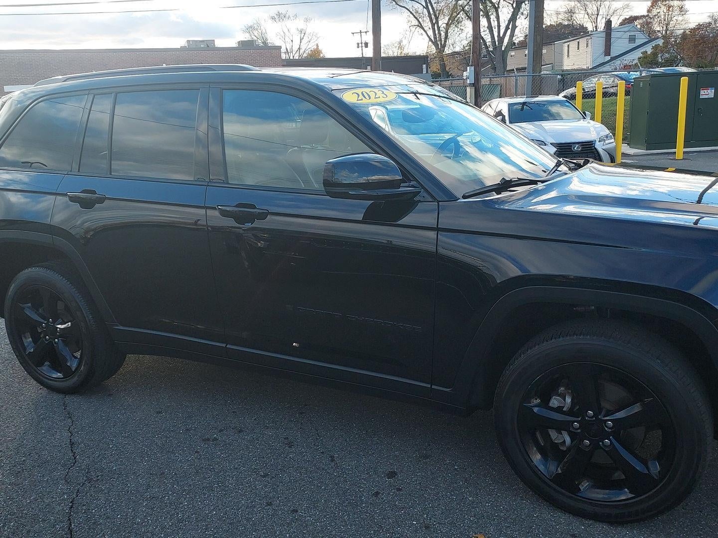 2023 Jeep Grand Cherokee Altitude