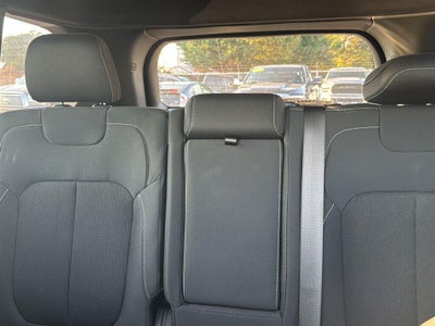 2024 Jeep GRAND CHEROKEE Laredo X
