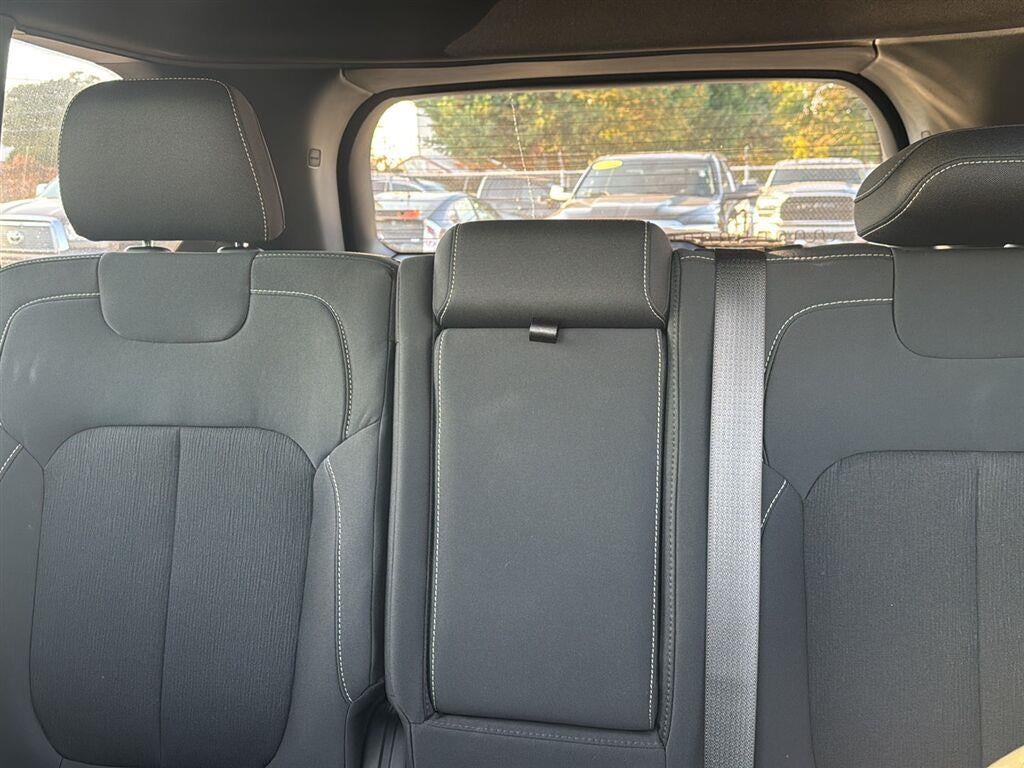 2024 Jeep GRAND CHEROKEE Laredo X
