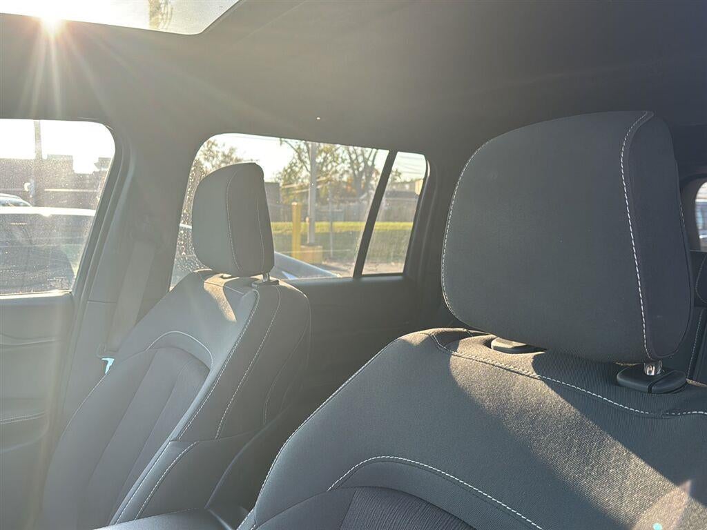 2024 Jeep GRAND CHEROKEE Laredo X