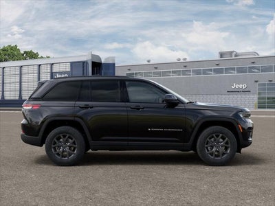 2027 Jeep Grand Cherokee Laredo X