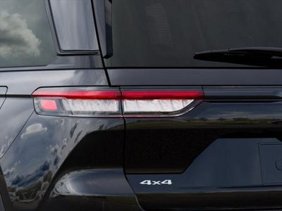 2027 Jeep Grand Cherokee Laredo X