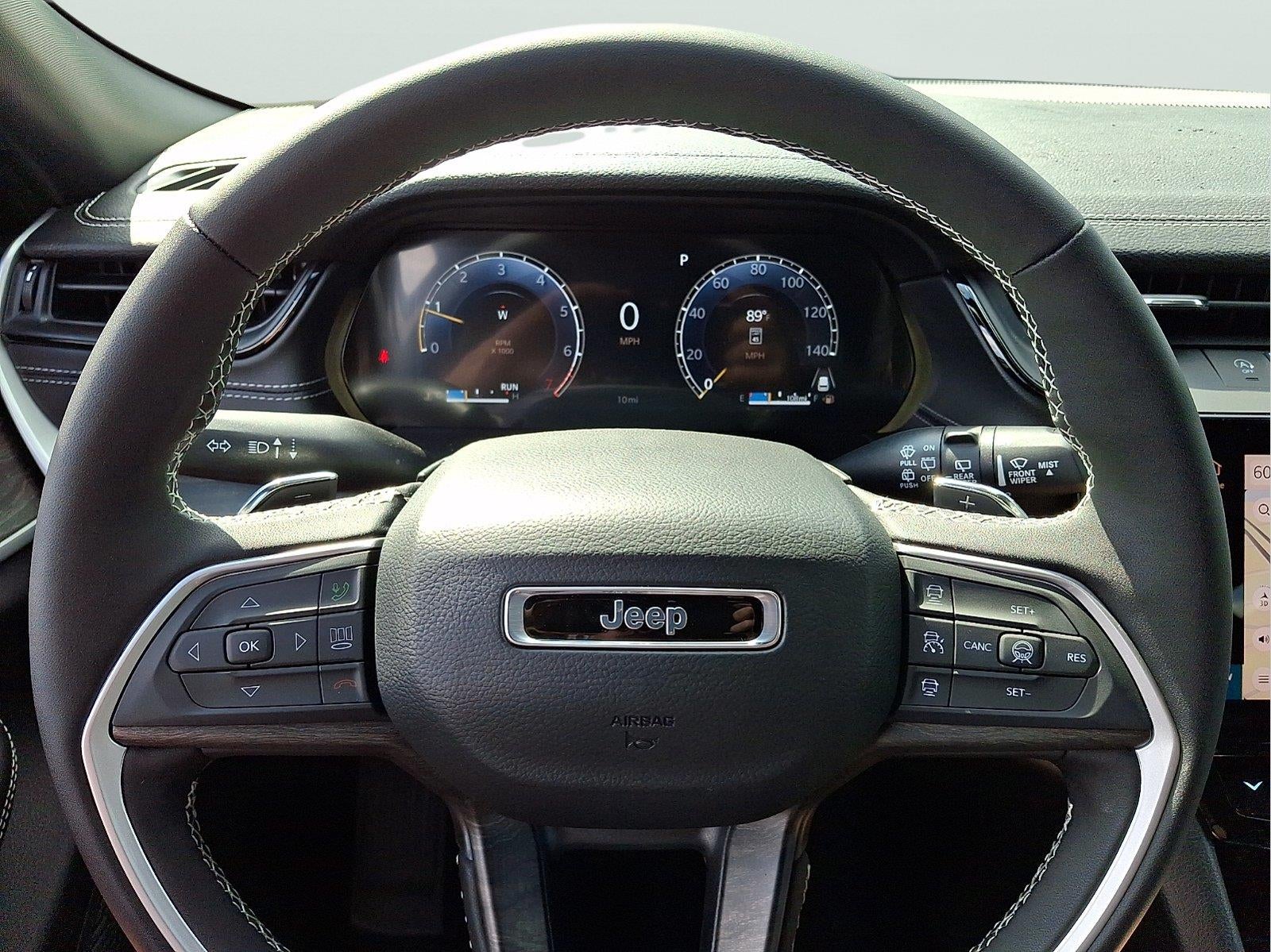 2026 Jeep Grand Cherokee Laredo Altitude