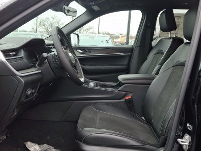 2026 Jeep CHEROKEE Laredo Altitude