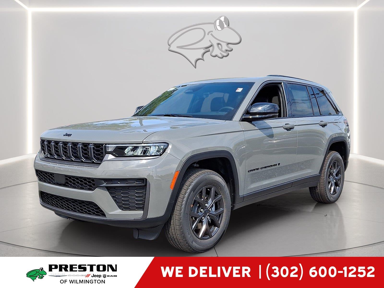 2027 Jeep Grand Cherokee Laredo Altitude
