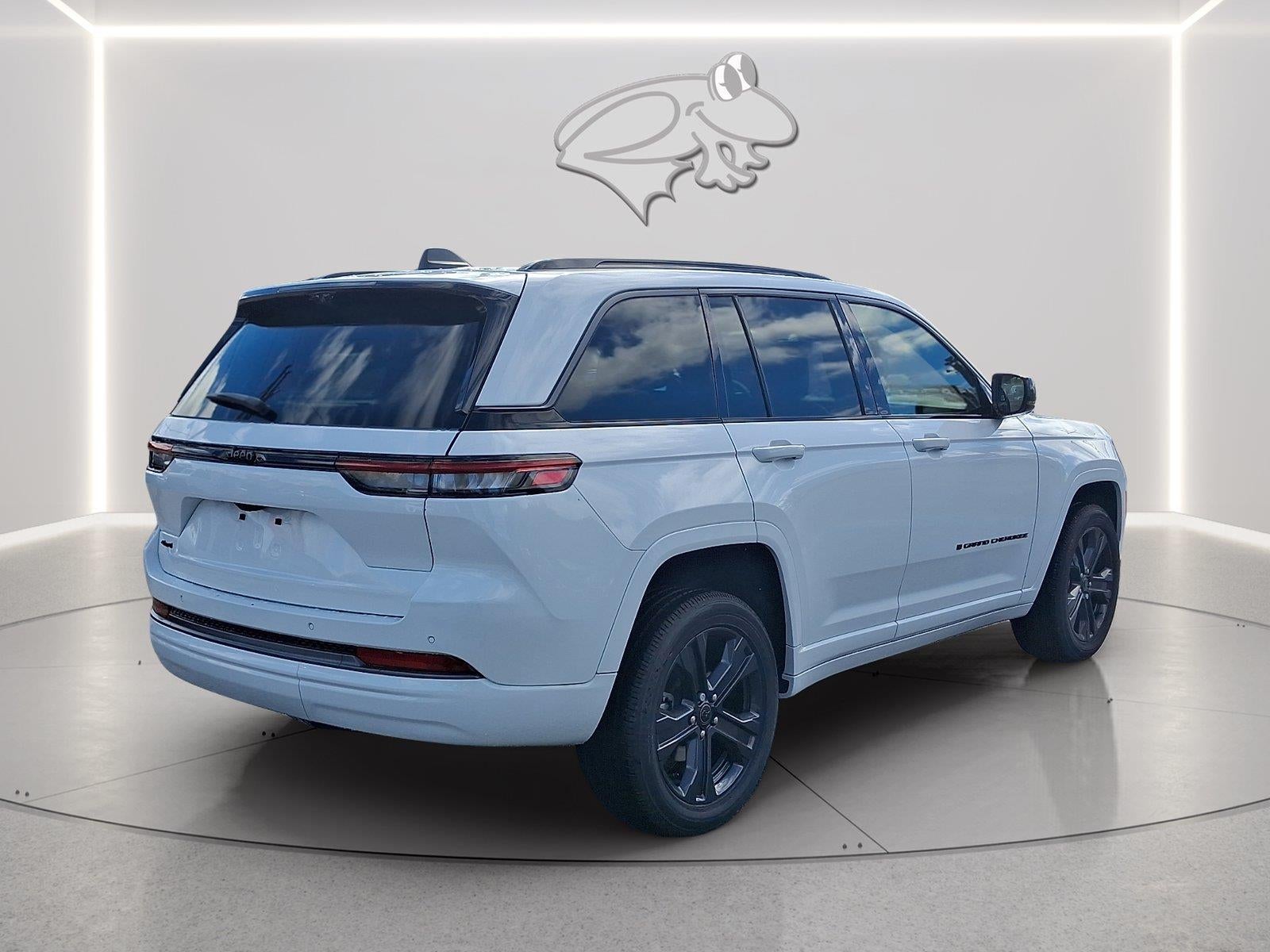 2027 Jeep Grand Cherokee Limited Reserve