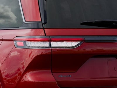 2027 Jeep Grand Cherokee Limited Reserve