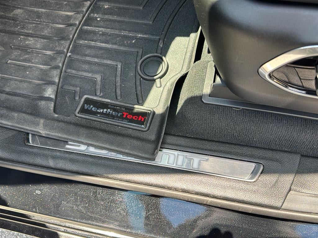 2023 Jeep Grand Cherokee Summit