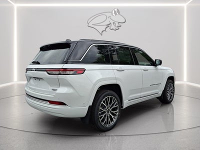 2026 Jeep Grand Cherokee Summit