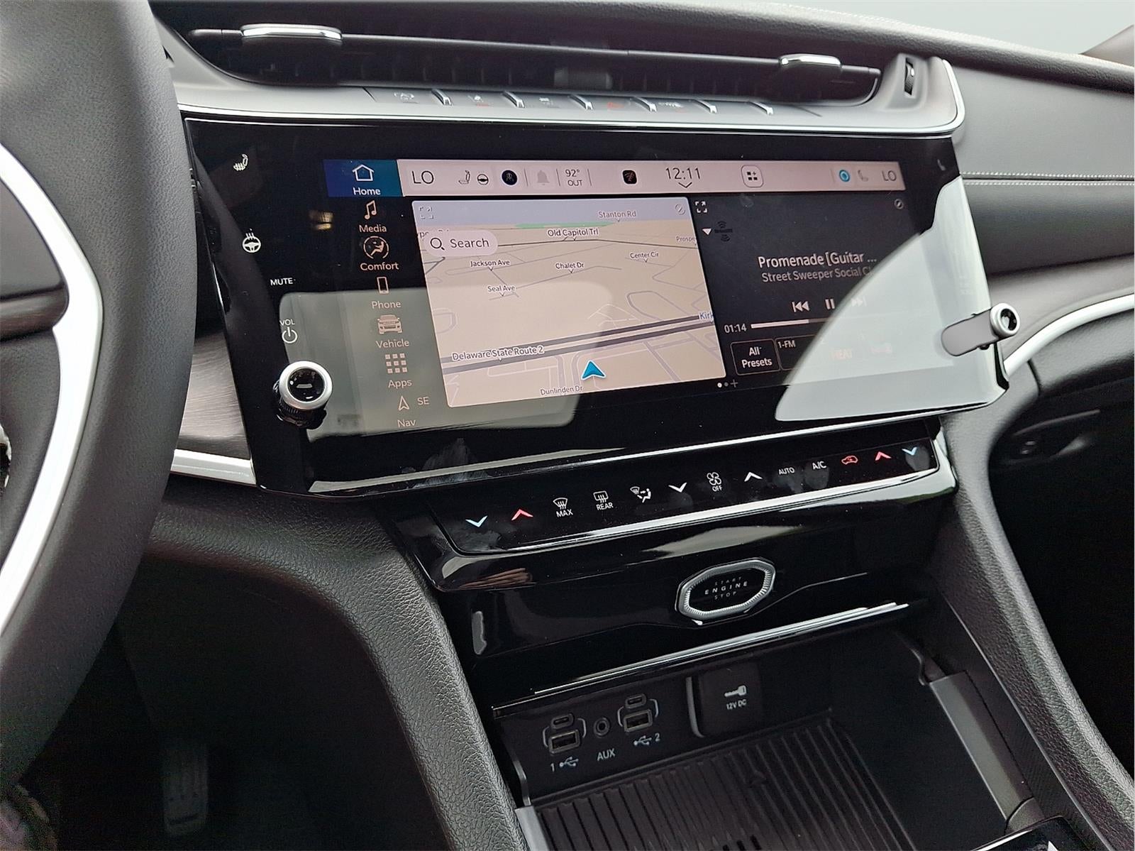 2026 Jeep Grand Cherokee L Laredo Altitude