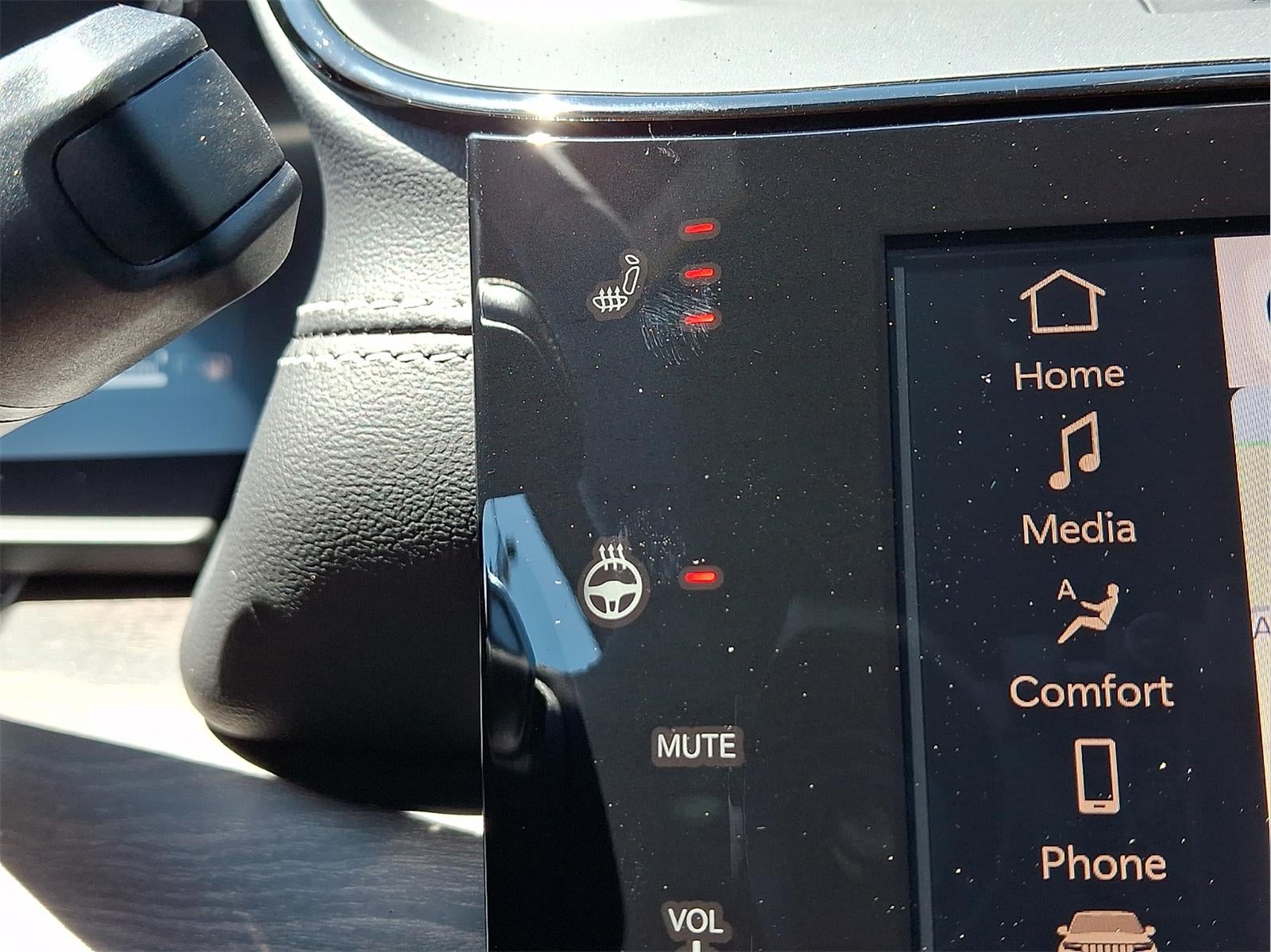 2026 Jeep Grand Cherokee L Laredo Altitude