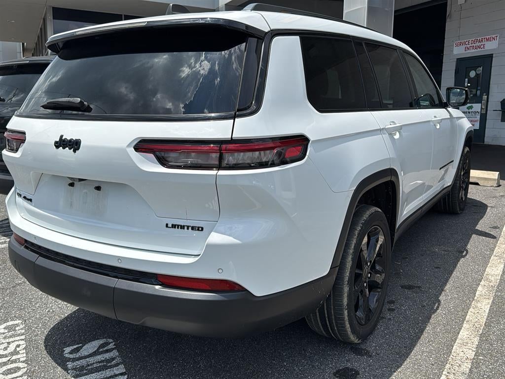2023 Jeep GRAND CHEROKEE Limited