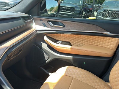 2022 Jeep Grand Cherokee L Summit