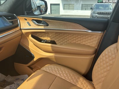 2025 Jeep Grand Cherokee L Summit Reserve