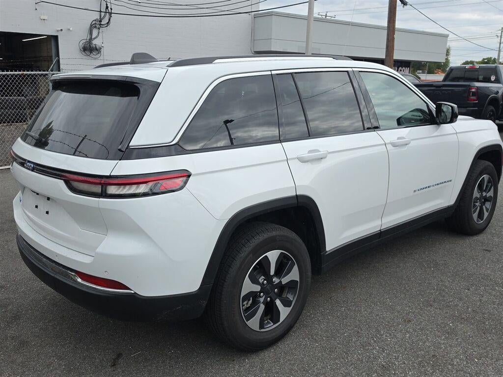 2023 Jeep Grand Cherokee 4xe BASE