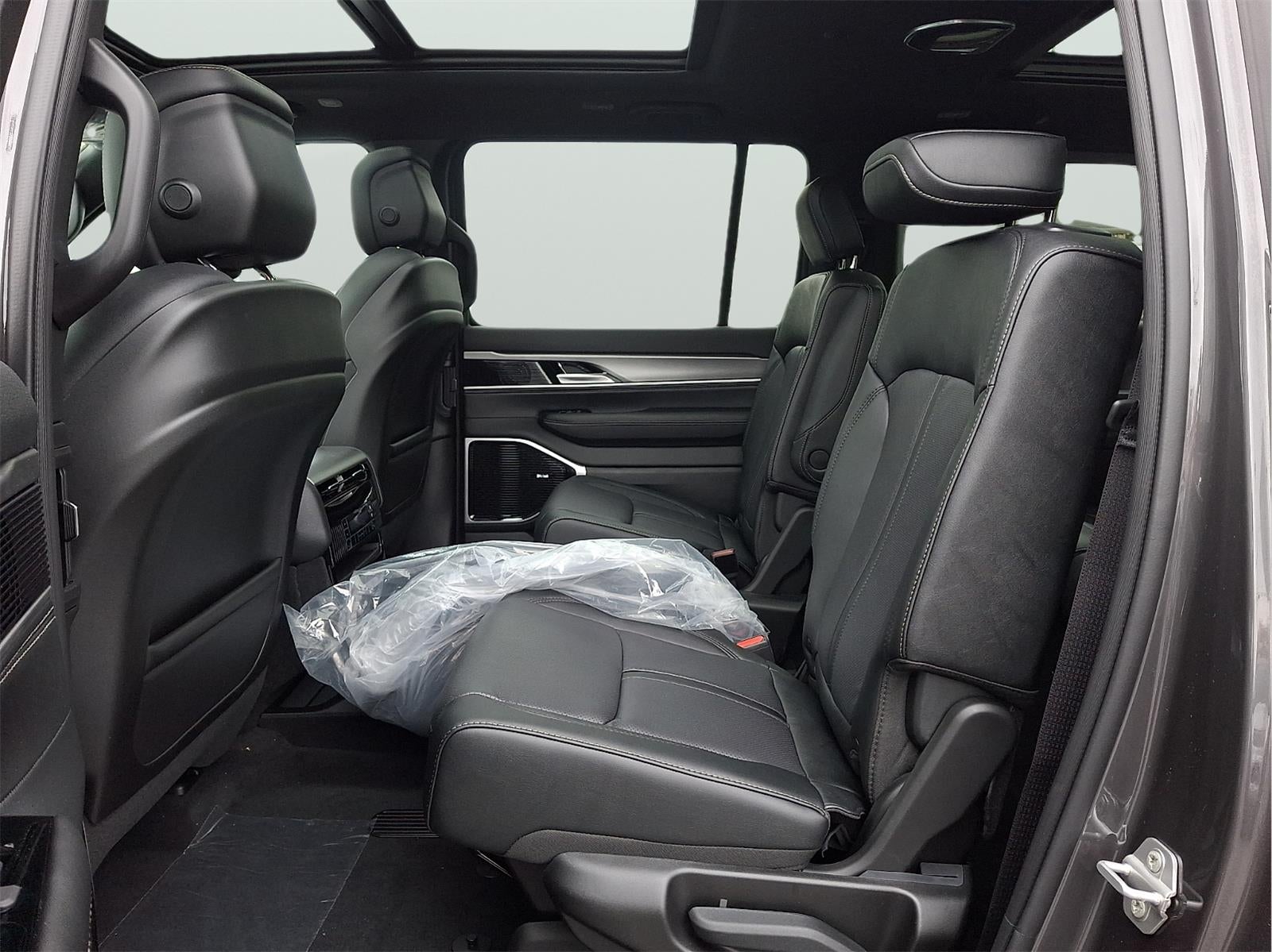 2026 Jeep Grand Wagoneer L Limited Altitude