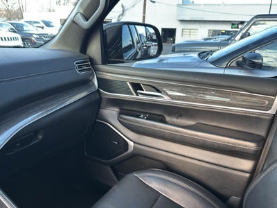 2022 Jeep Wagoneer Series III