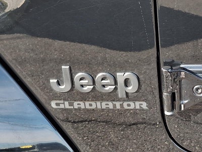 2022 Jeep Gladiator Willys