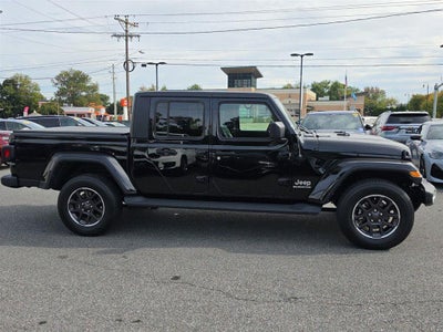 2022 Jeep Gladiator Overland