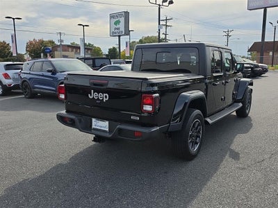 2022 Jeep Gladiator Overland
