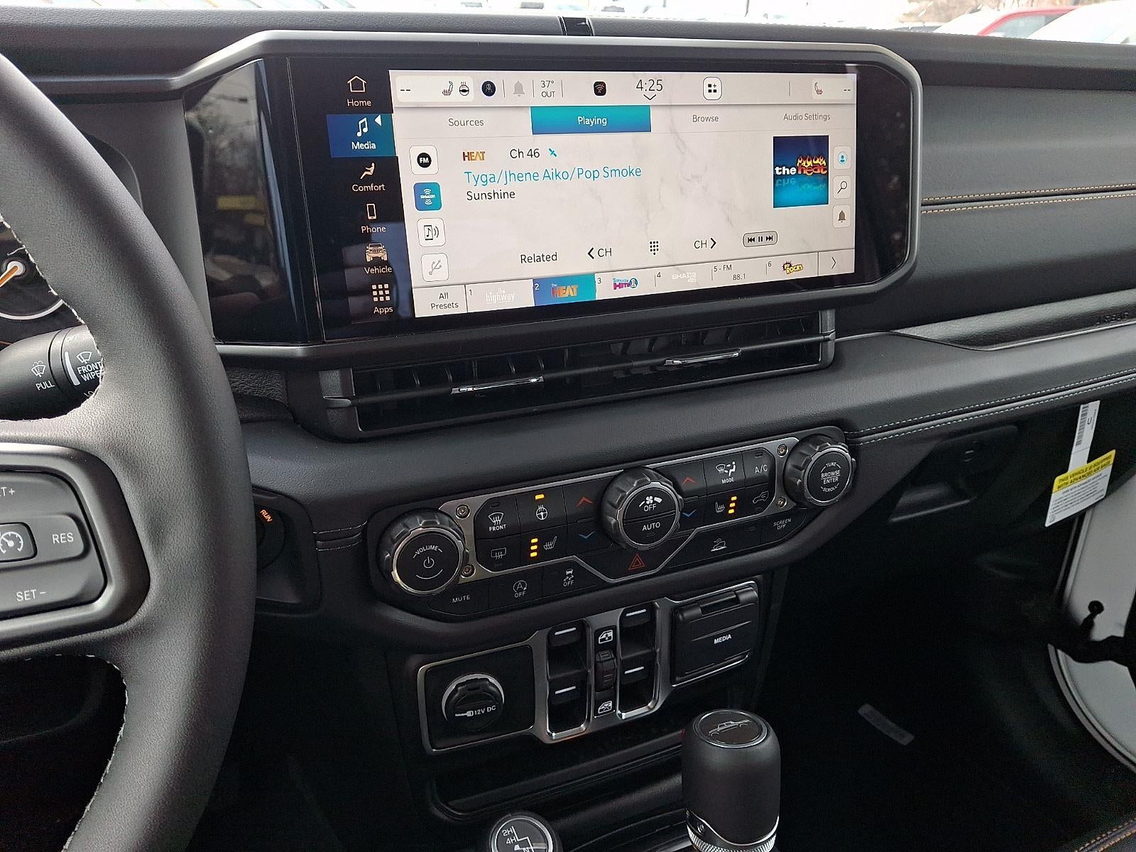 2026 Jeep Gladiator Sahara