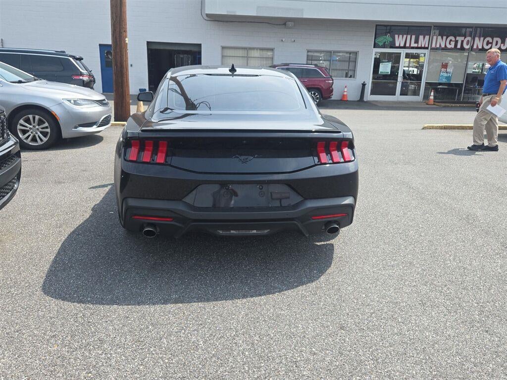 2025 Ford Mustang EcoBoost