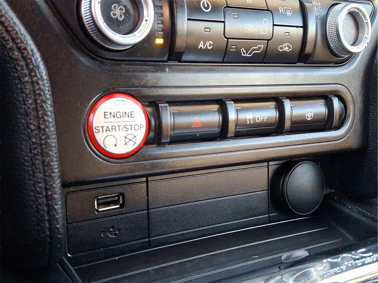 2015 Ford Mustang V6