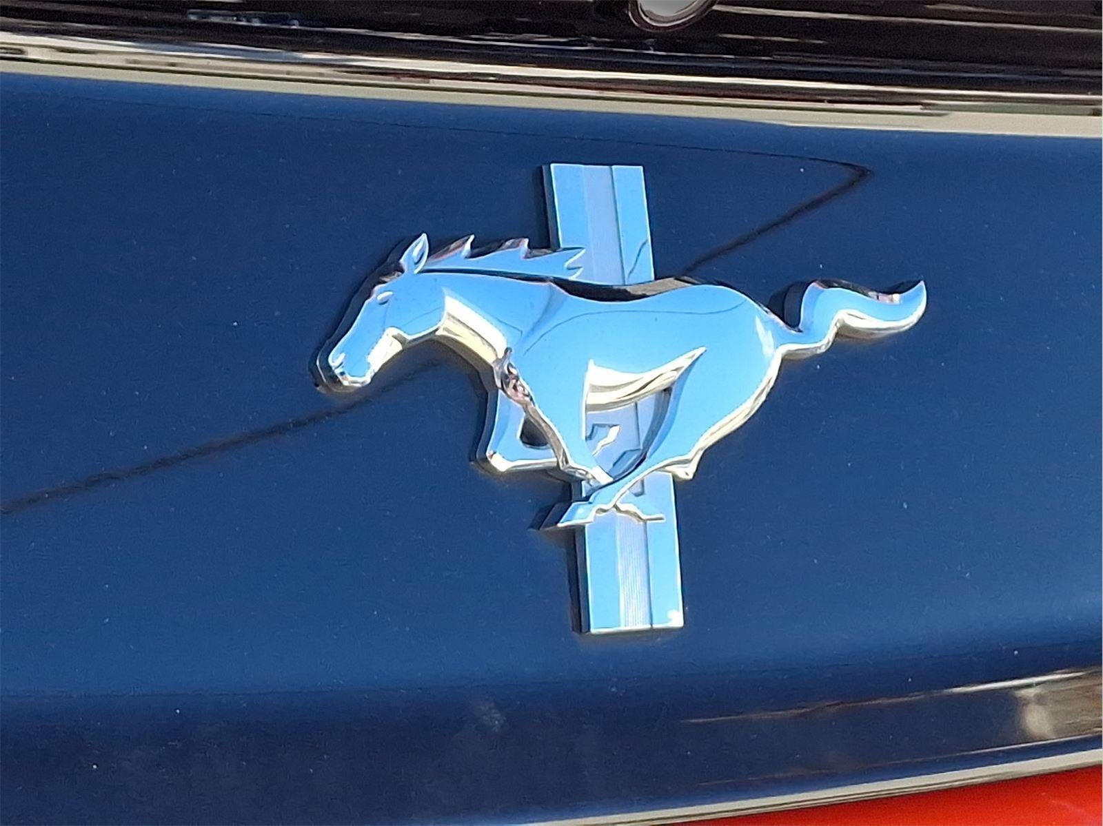 2015 Ford Mustang V6