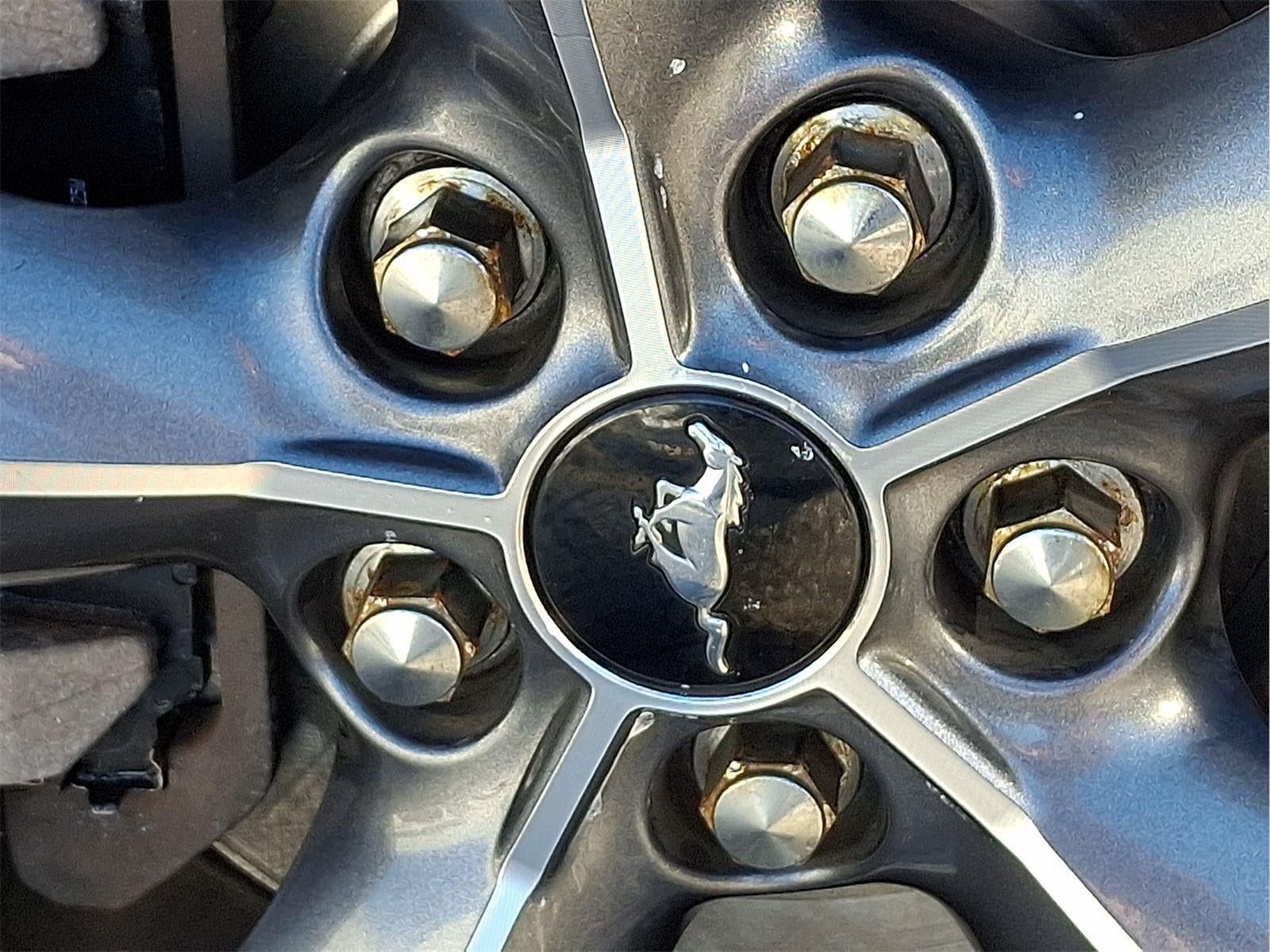 2015 Ford Mustang V6