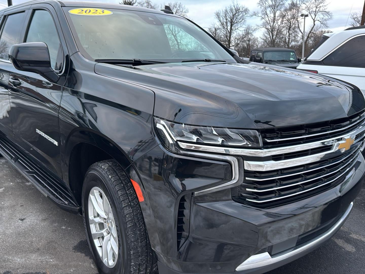 2023 Chevrolet Suburban LT