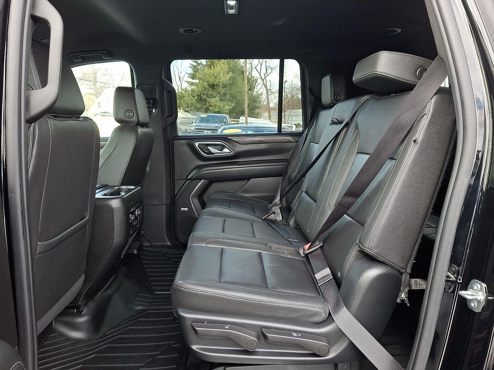 2023 Chevrolet Suburban LT