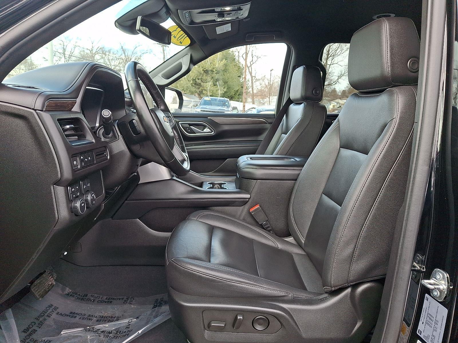 2023 Chevrolet Suburban LT