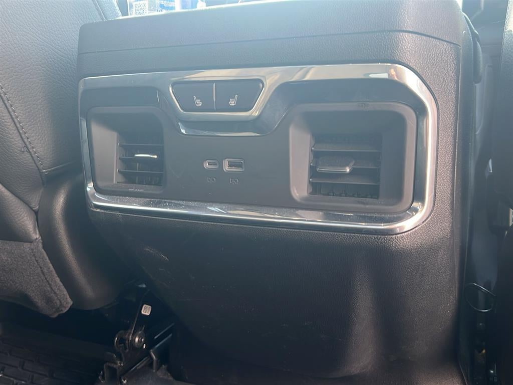 2025 GMC Sierra 2500HD Denali