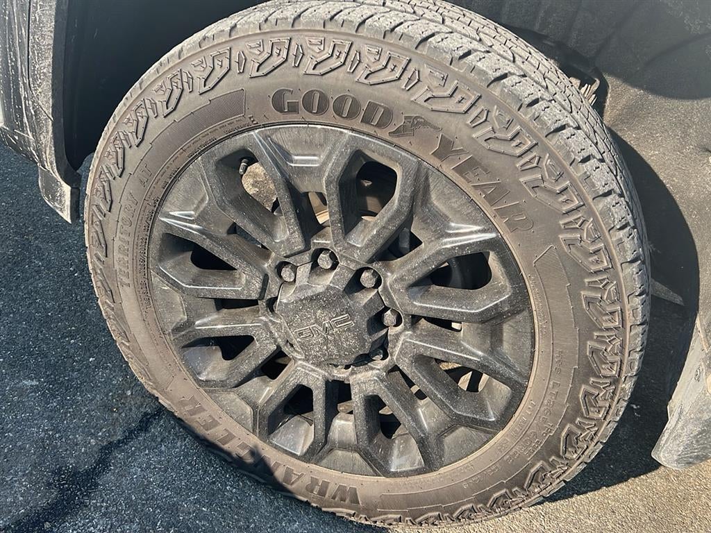 2025 GMC Sierra 2500HD Denali