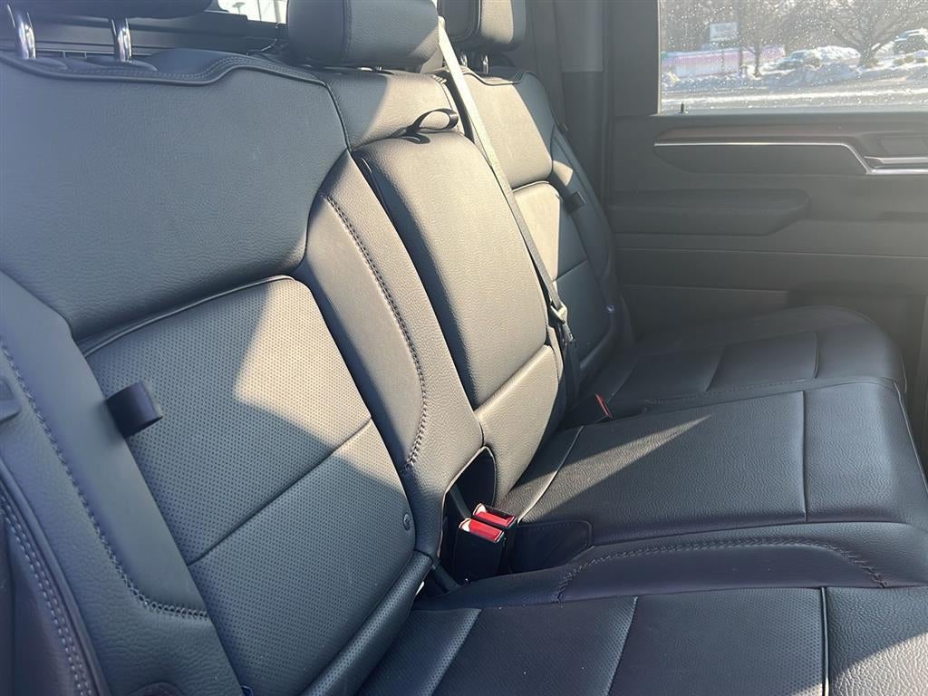 2025 GMC Sierra 2500HD Denali