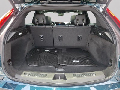 2024 Cadillac XT4 AWD Premium Luxury