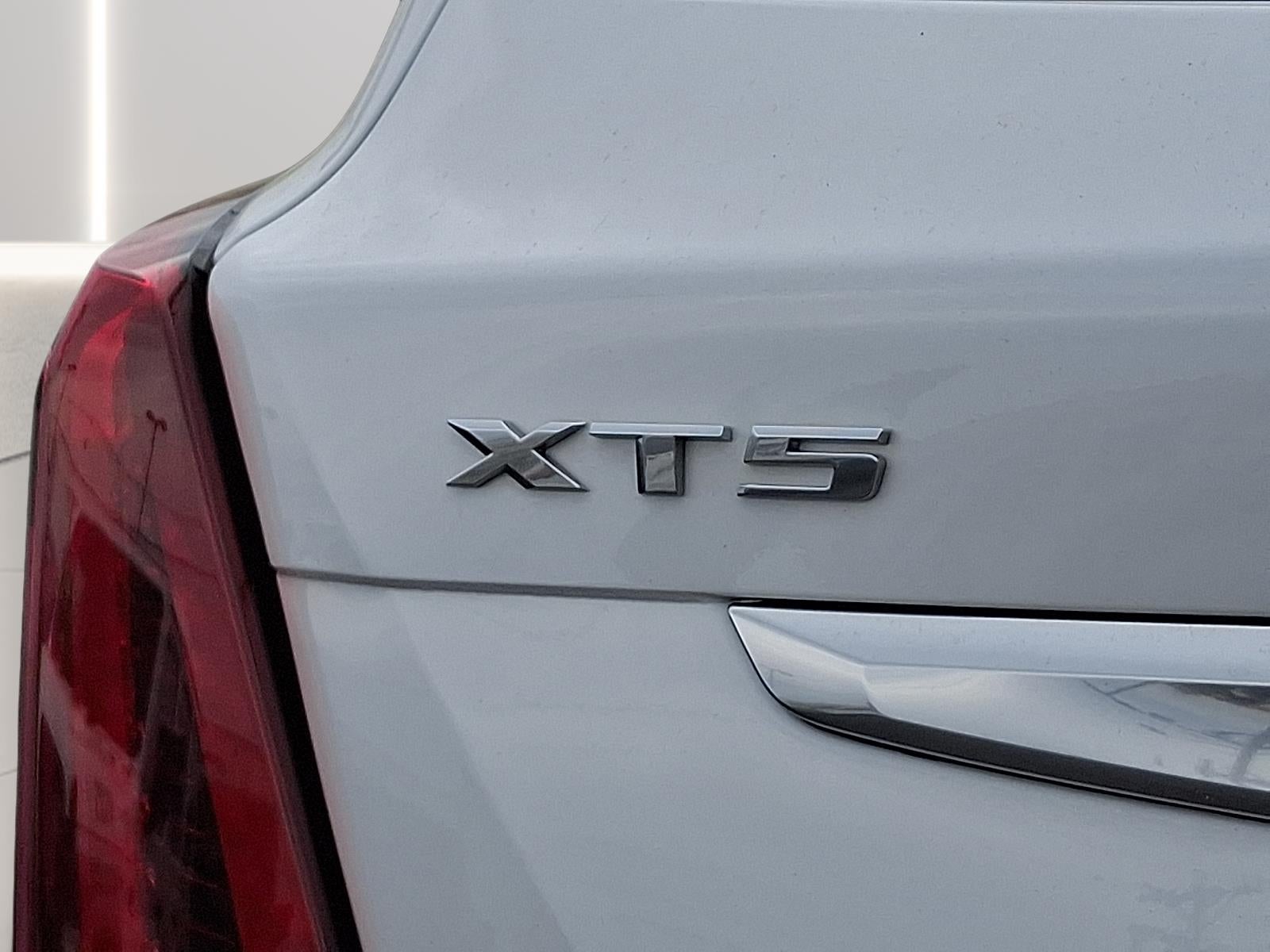 2024 Cadillac XT5 AWD Premium Luxury