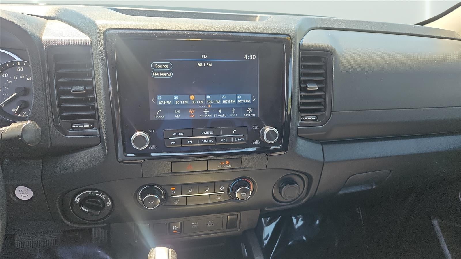 2022 Nissan Frontier S