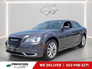 2015 Chrysler 300 Limited