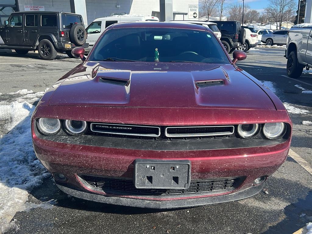 2018 Dodge Challenger SXT Plus