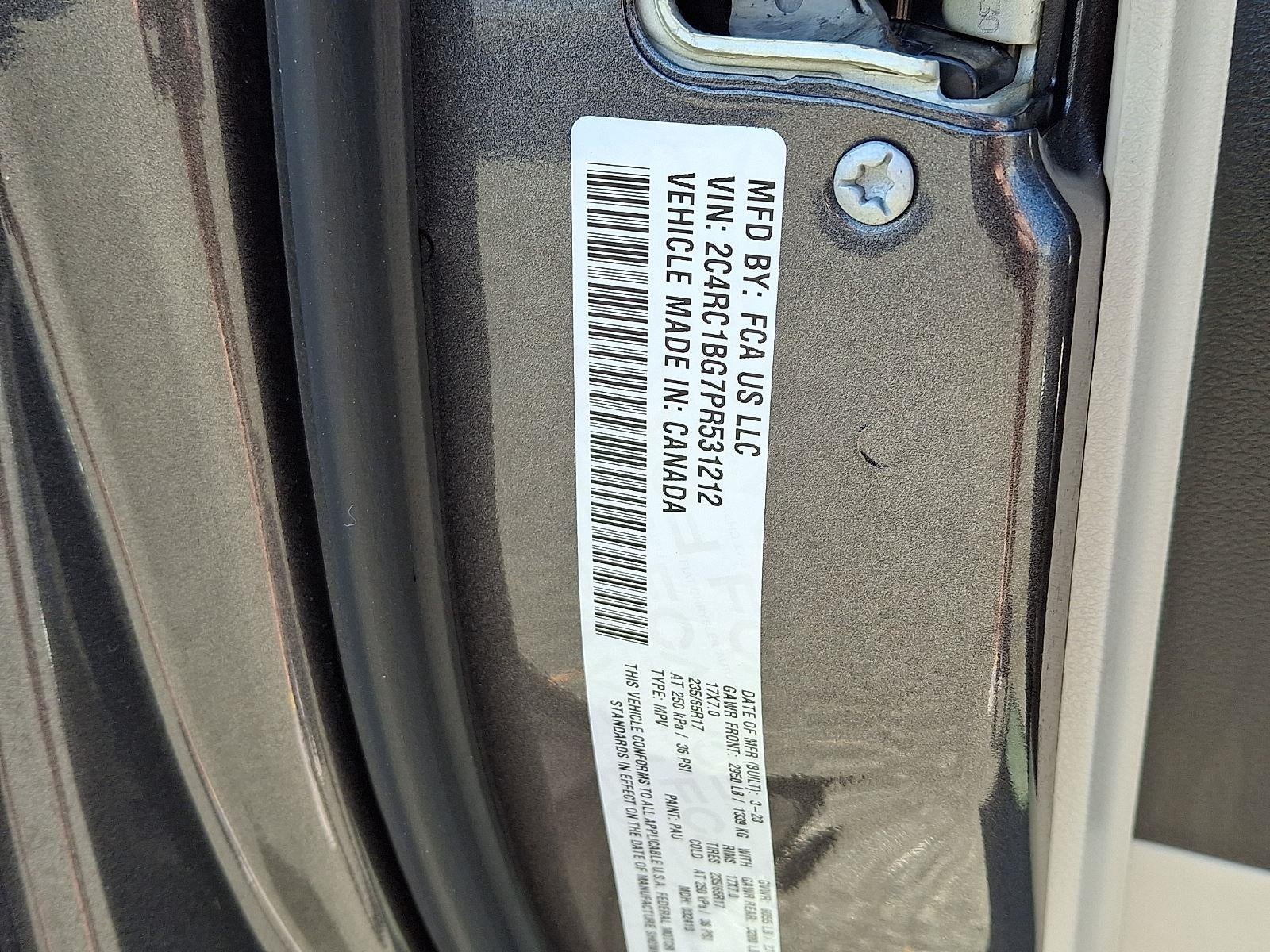 2023 Chrysler Pacifica Touring L