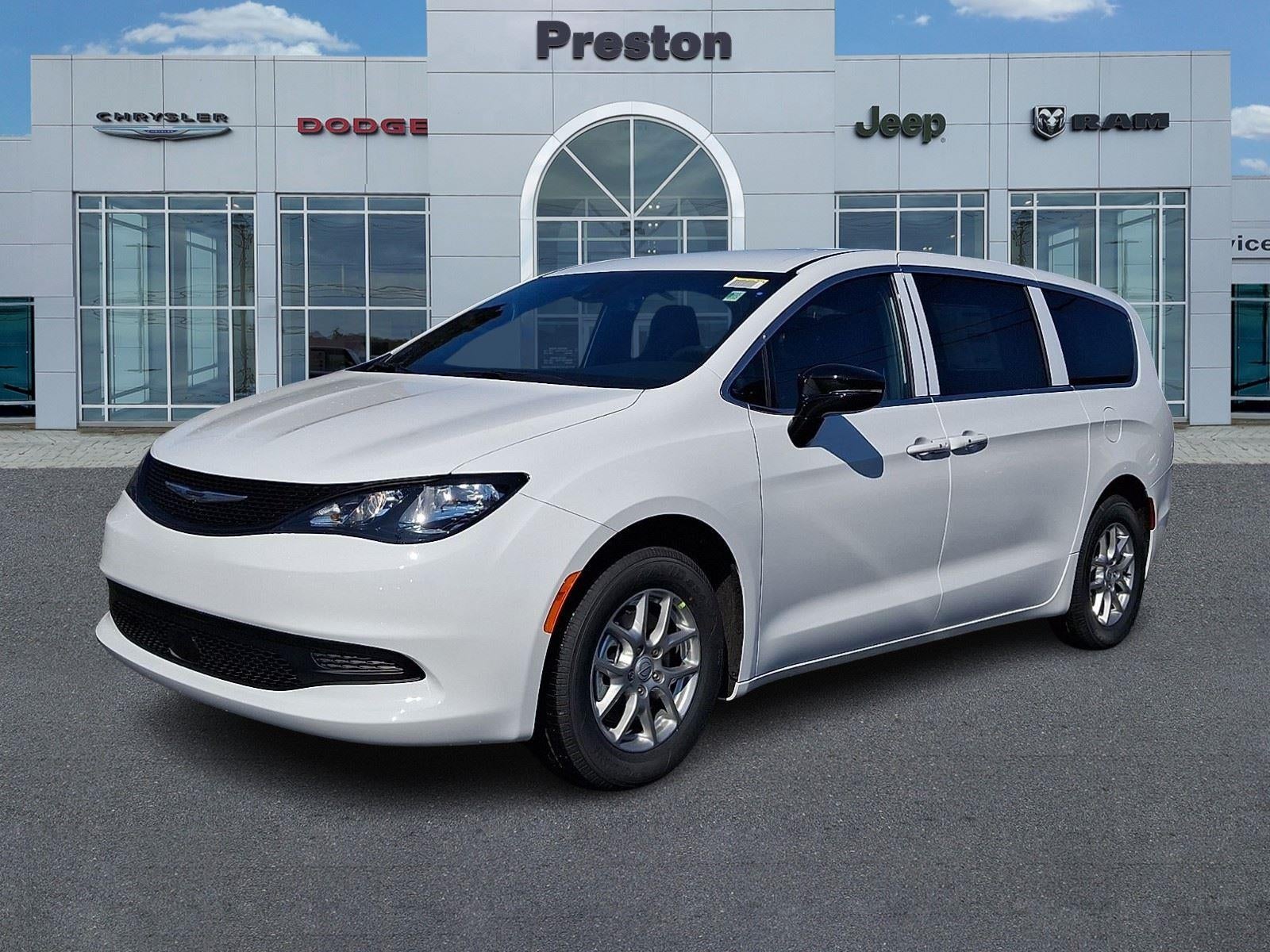 2026 Chrysler Voyager LX