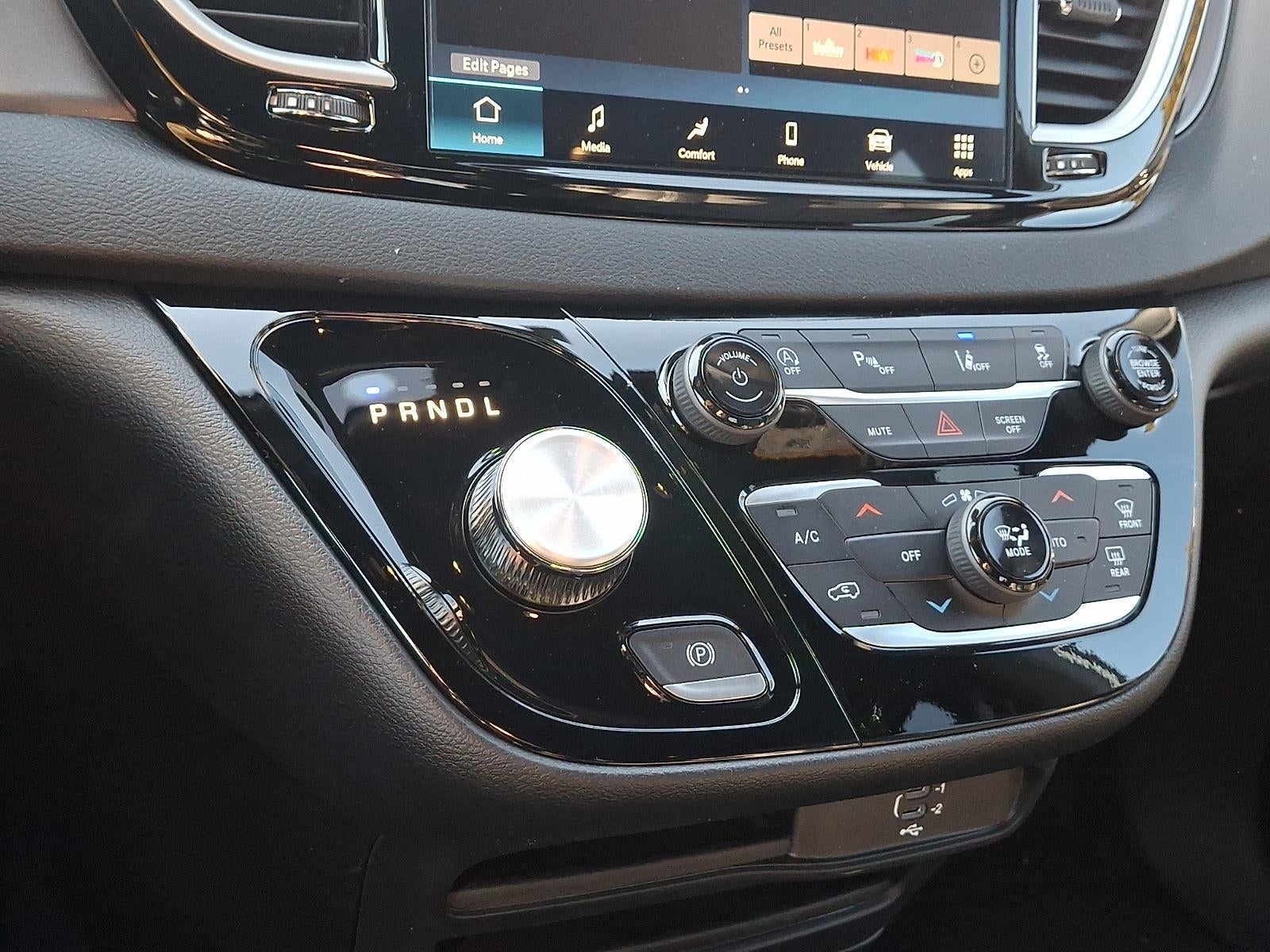 2026 Chrysler Voyager LX