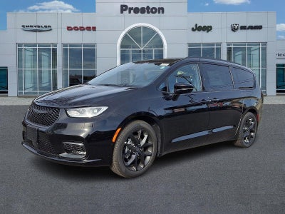 2026 Chrysler Pacifica Limited