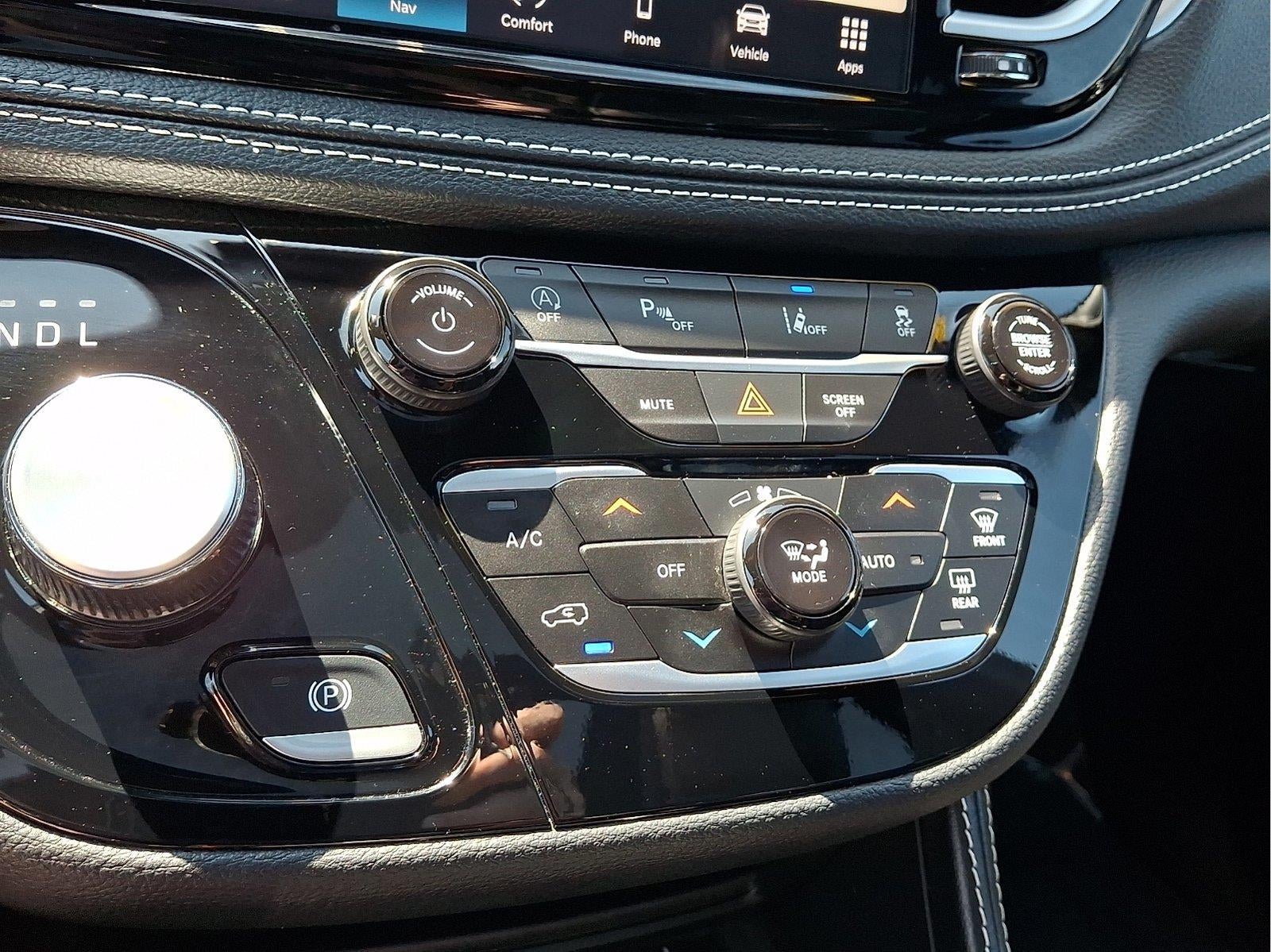 2025 Chrysler Pacifica Limited