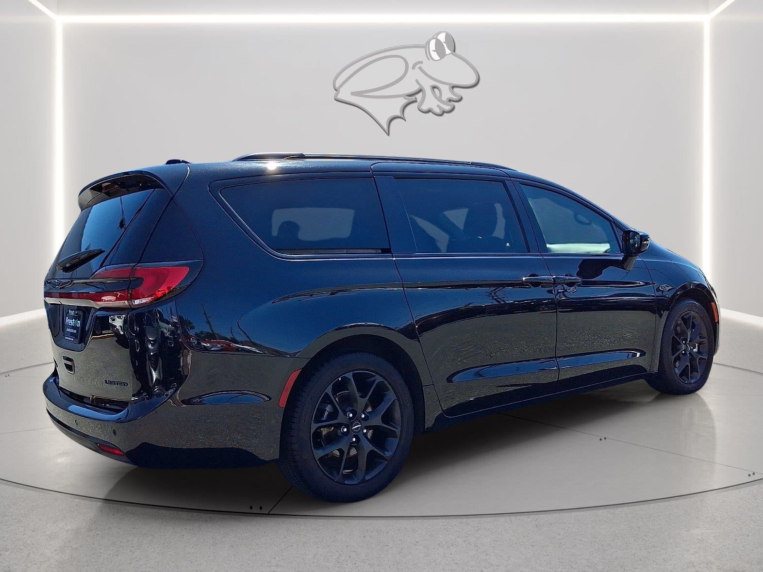 2025 Chrysler Pacifica Limited