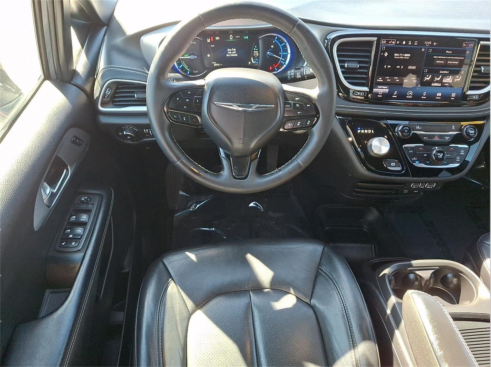 2022 Chrysler Pacifica Hybrid Touring L